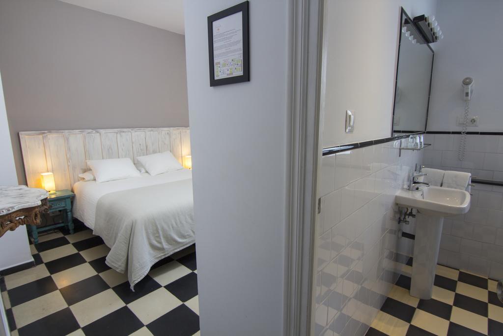 Hotel Finlandia ماربيا المظهر الخارجي الصورة